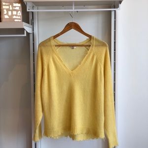 Minnie Rose Mr Distressed V Neck in Buttercup